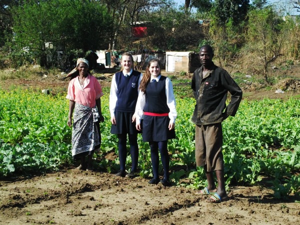 Pinky Ramupa Jodi Hulley Daniella Negri da Oleggio and Hussein White in Pinkys Community Garden