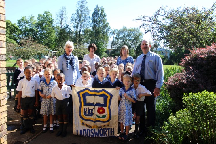 Laddsworth 28 Years Large