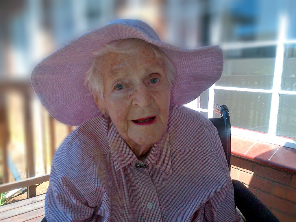 shirley forsyth age 90
